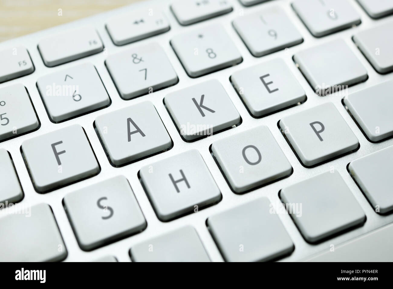 Computer keyboard with the label Fake shop, Computertastatur mit der Aufschrift Fake Shop Stock Photo