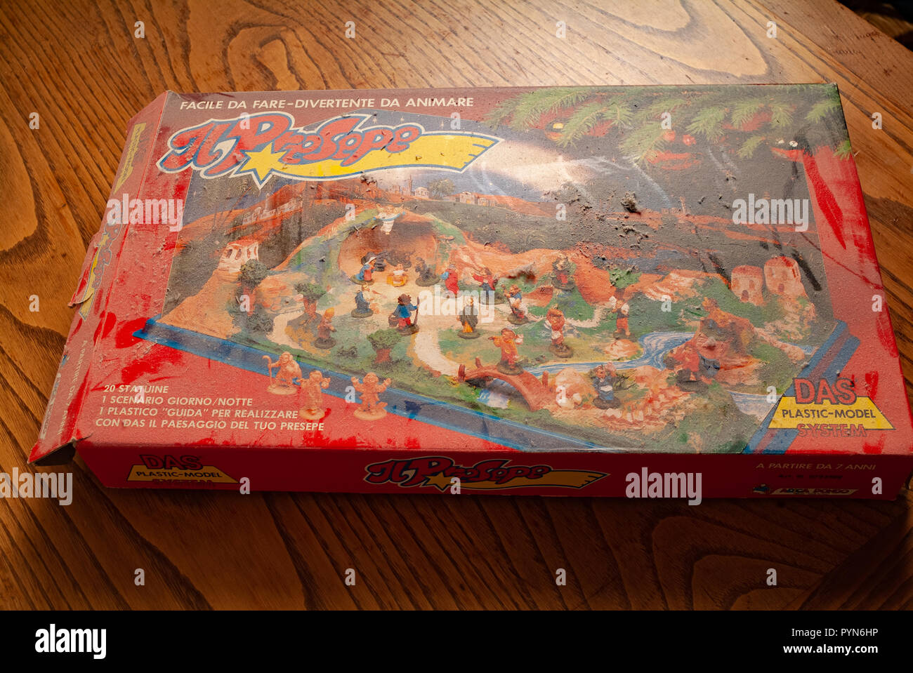 1980s crib box Stock Photo - Alamy