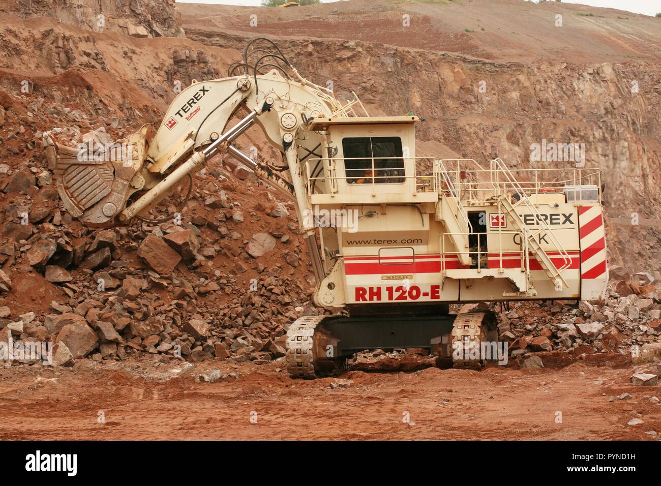 Terex RH120E Hydraulic face shovel loading rock at Lafarge's