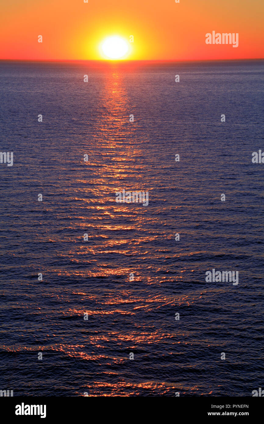 Sunset, sea, red sky, The Wash, North Sea, west facing coast, Hunstanton, Norfolk, UK, coasts Stock Photo