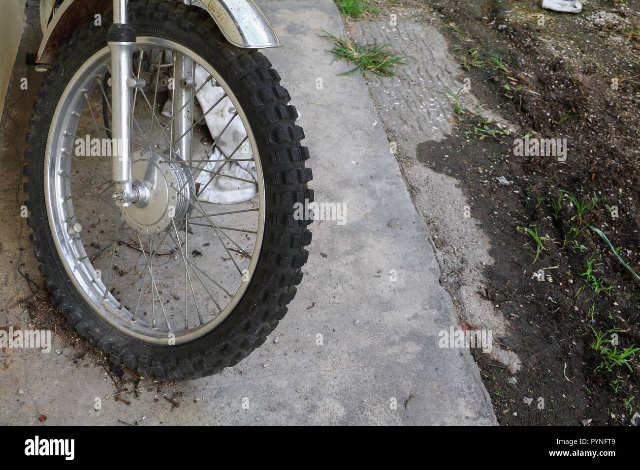 Cracked wheel rim hires stock photography and images Alamy