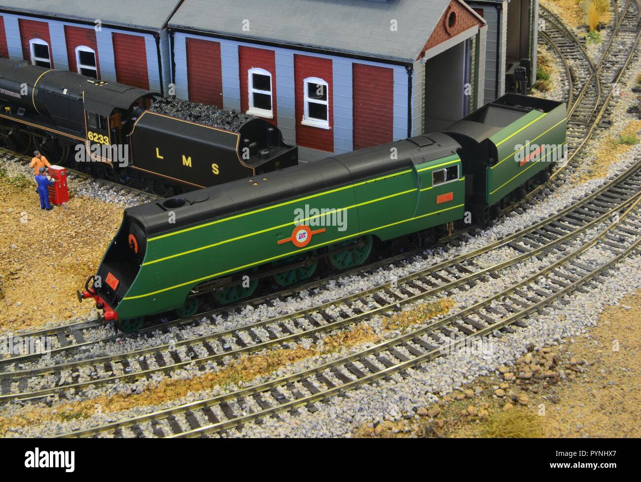 Channel Packet an un rebuilt Merchant Navy Class locomotive Stock Photo ...