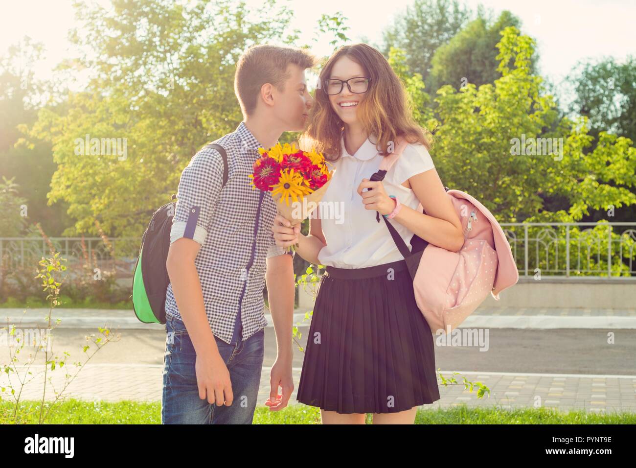 15 year old dating 25 year old sunkor