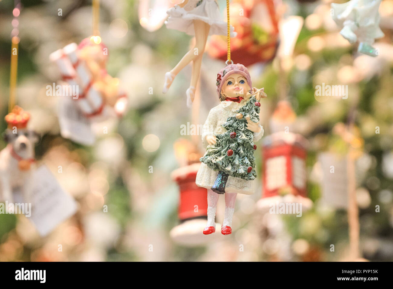 Olympia Exhibition Centre London Uk 29th Oct 2018 Christmas Tree Figurines From The Festive Dresser Company