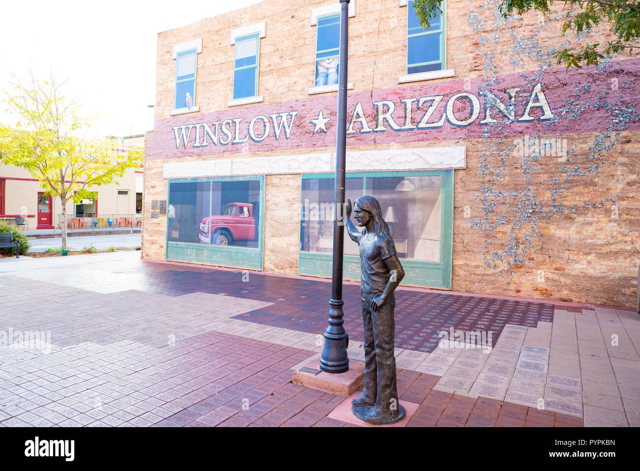 Standing on the corner in winslow arizona hires stock photography and