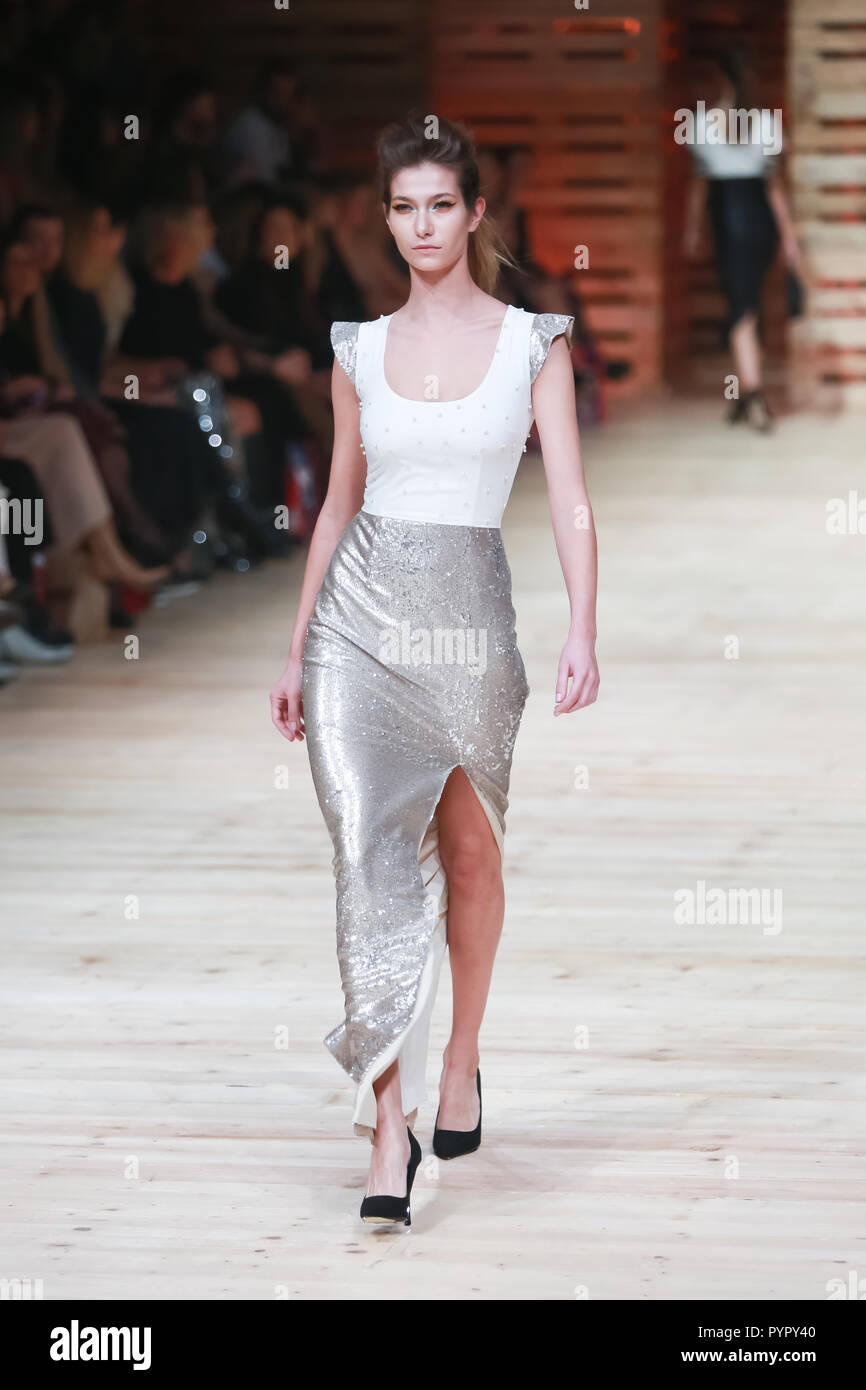 Fashion clothes 2018 hotsell