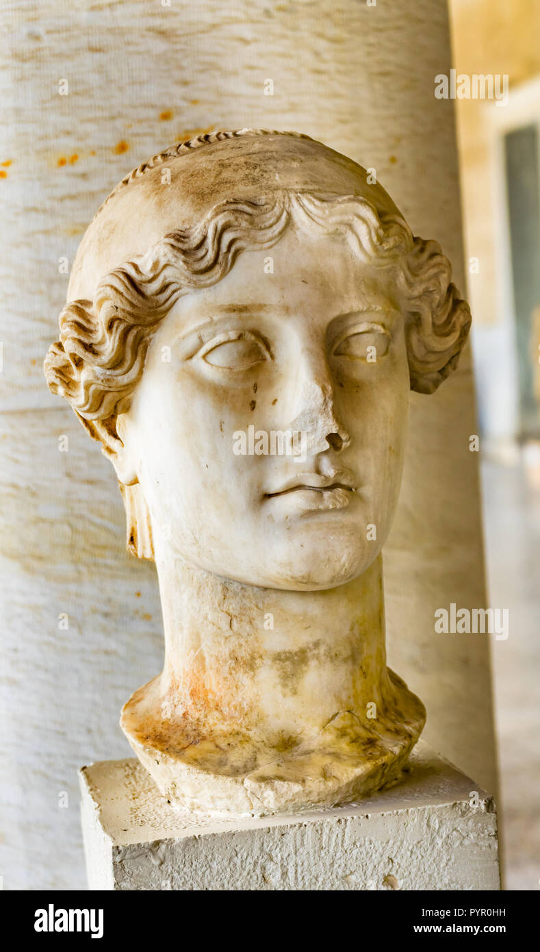 Ancient Nike Goddess Victory Statue Stoa of Attalos Agora Market Place  Athens Greece. Statue 138-161 AD Stoa built in 150 BC Stock Photo - Alamy