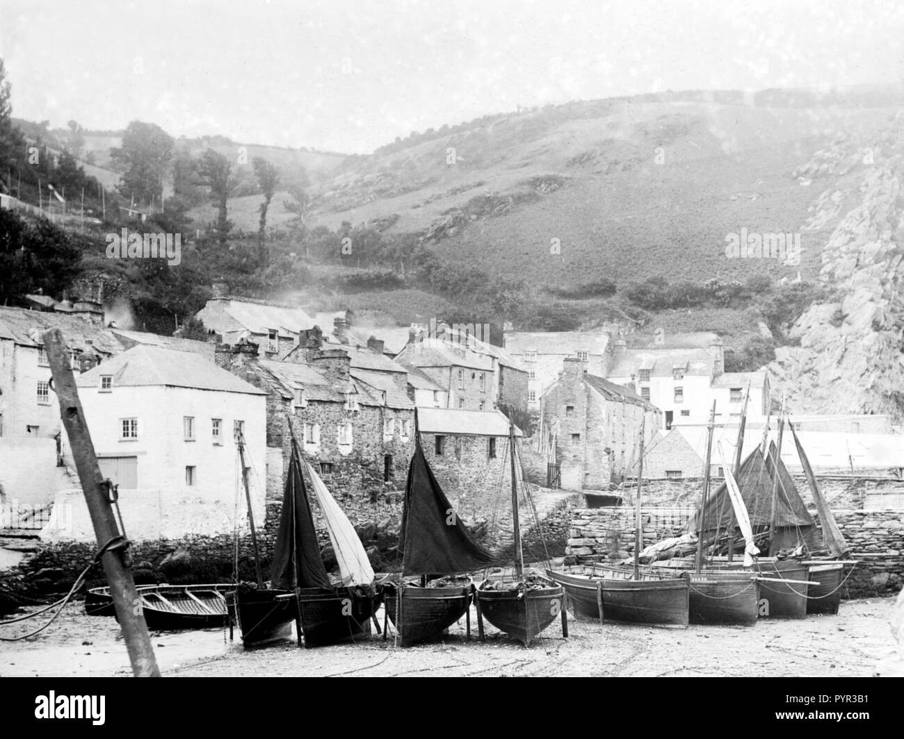 The harbour, Polperro early 1900’s Stock Photo Alamy
