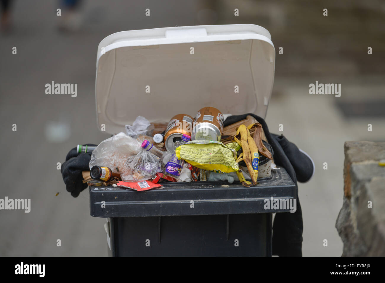 Muelltrennung High Resolution Stock Photography And Images Alamy