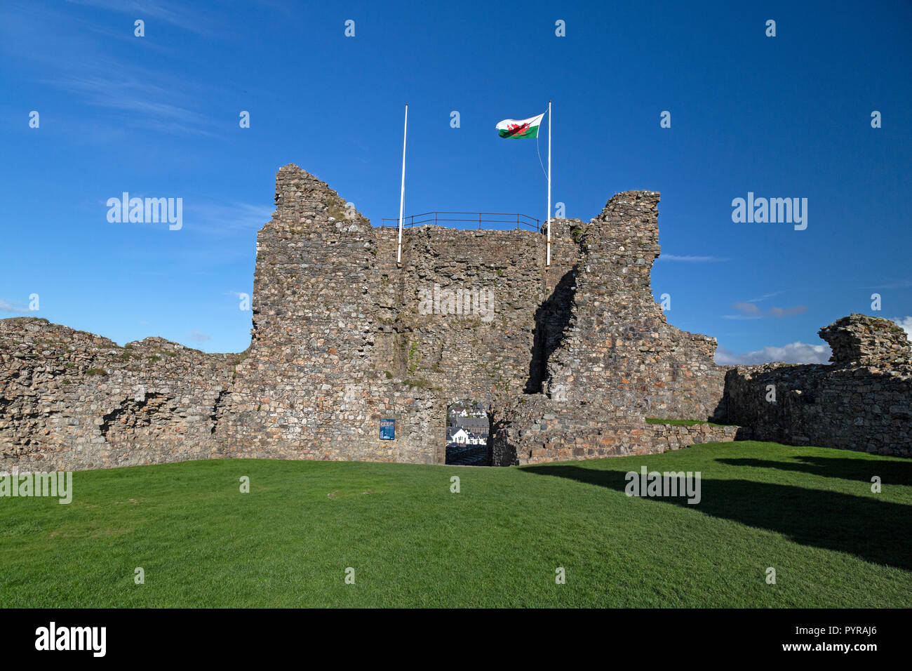 Criccieth Castle in North Wales. Originally built by Llywelyn the Great of the kingdom of Gwynedd in the early 13th century, and modified by Edward I. Stock Photo