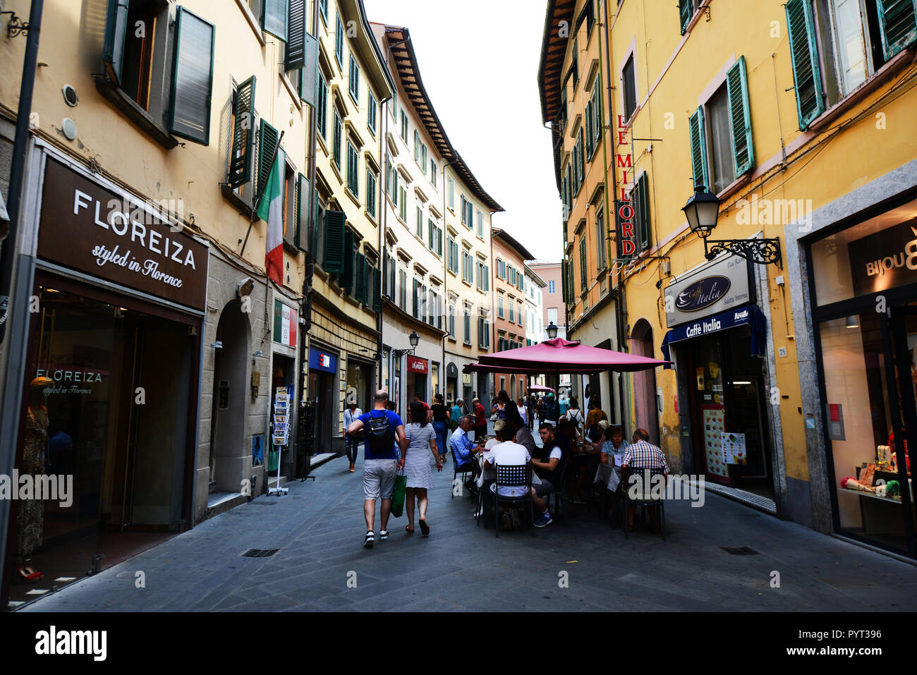 The Vibrant Corso Italia Pedestrian Street In Pisa Italy Stock Photo Alamy The Vibrant Corso Italia Pedestrian Street In Pisa Italy Stock Photo Alamy