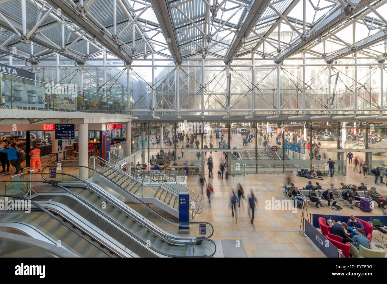 Busy London Paddington Station. The start of the Great Western Railway GWR, created by Brunel. Stock Photo