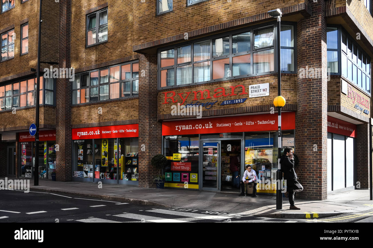 London, United Kingdom - October 18 2018:   The frontage of Rymans stationary shop on Praed Street Stock Photo