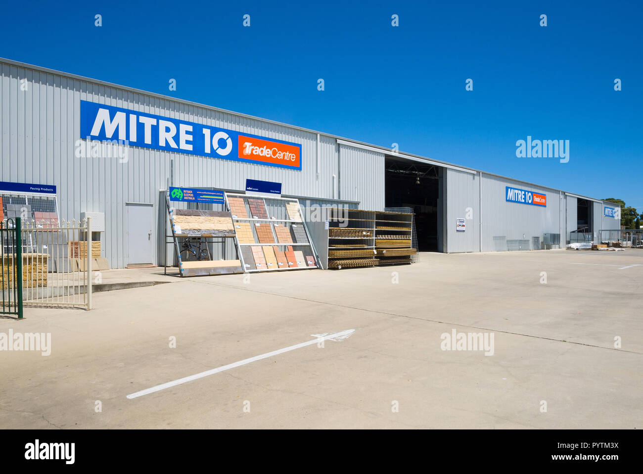Exterior view of a large shed owned by the hardware store Linden Lea Mitre 10 in Kingscote on Kangaroo Island in South Australia, Australia. Stock Photo