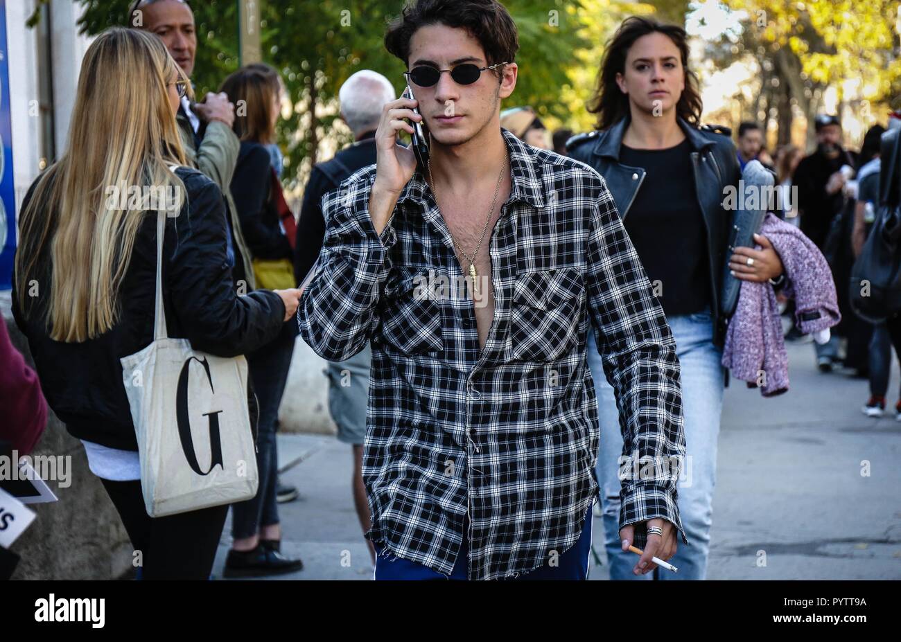 PARIS, France- September 26 2018: Men on the street during the Paris Fashion Week. Stock Photo