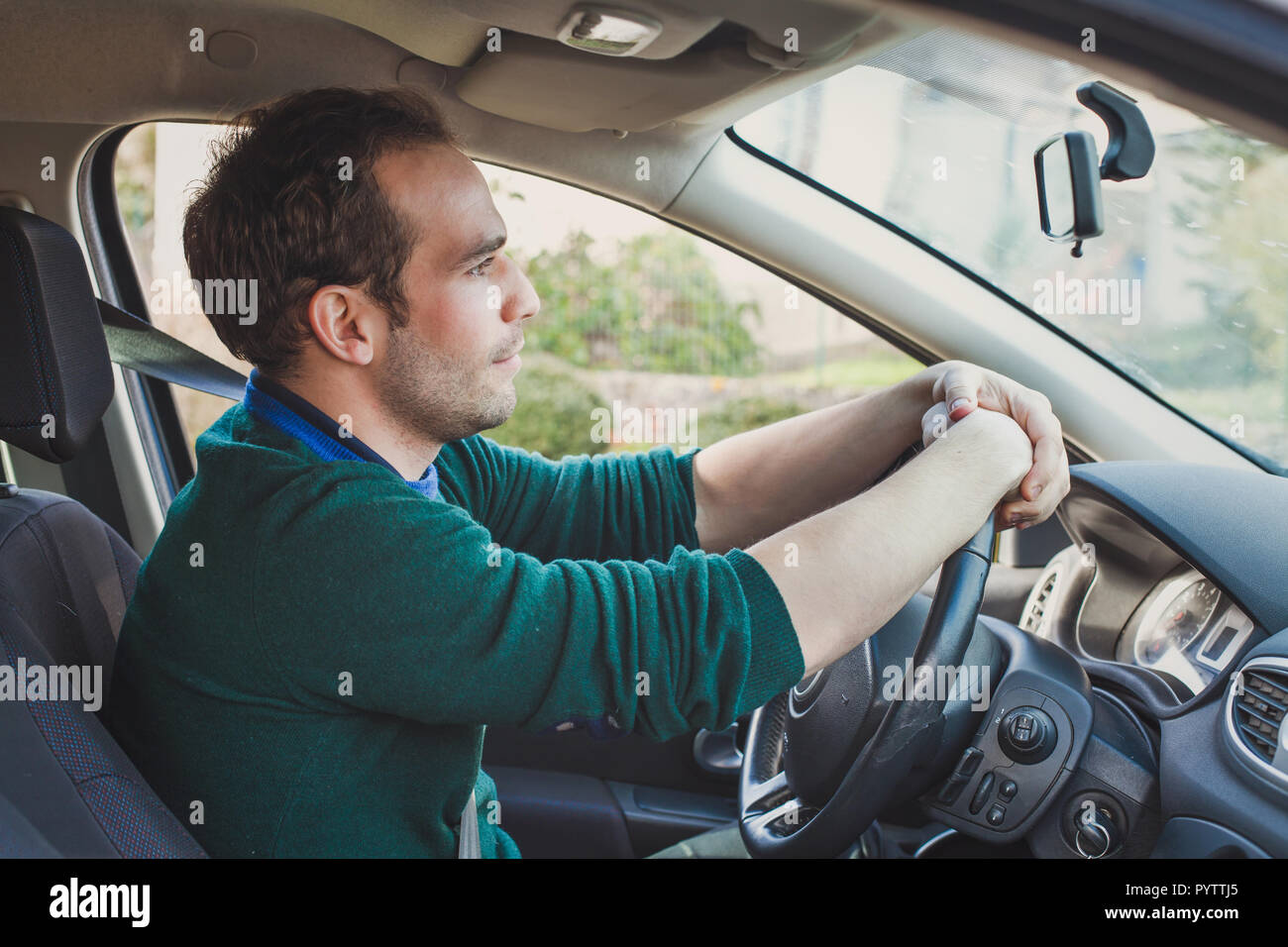 Car traffic light waiting red hires stock photography and images Alamy