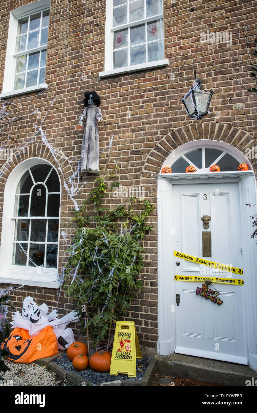 halloween decorations uk