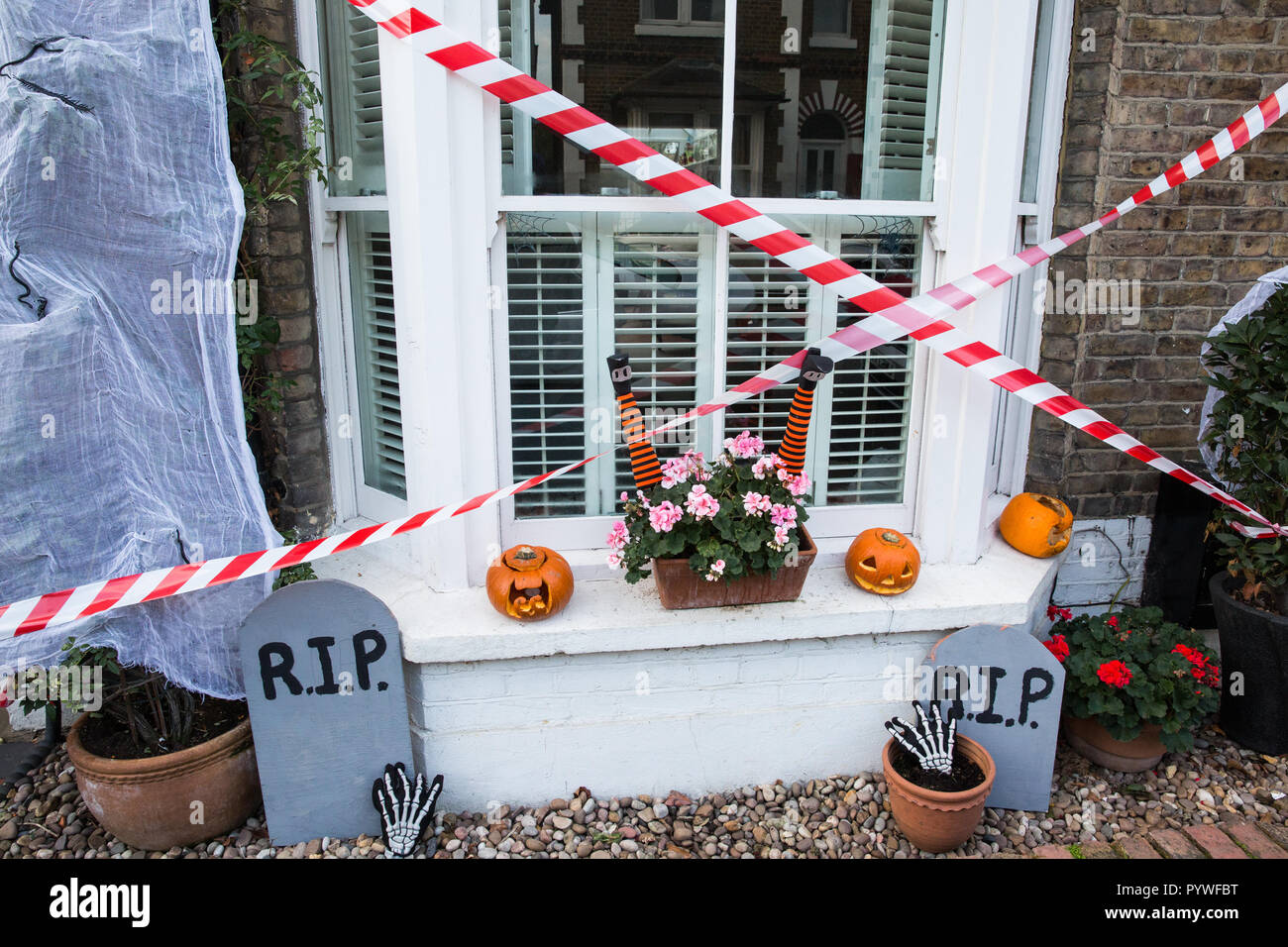 House festooned with decorations hires stock photography and images