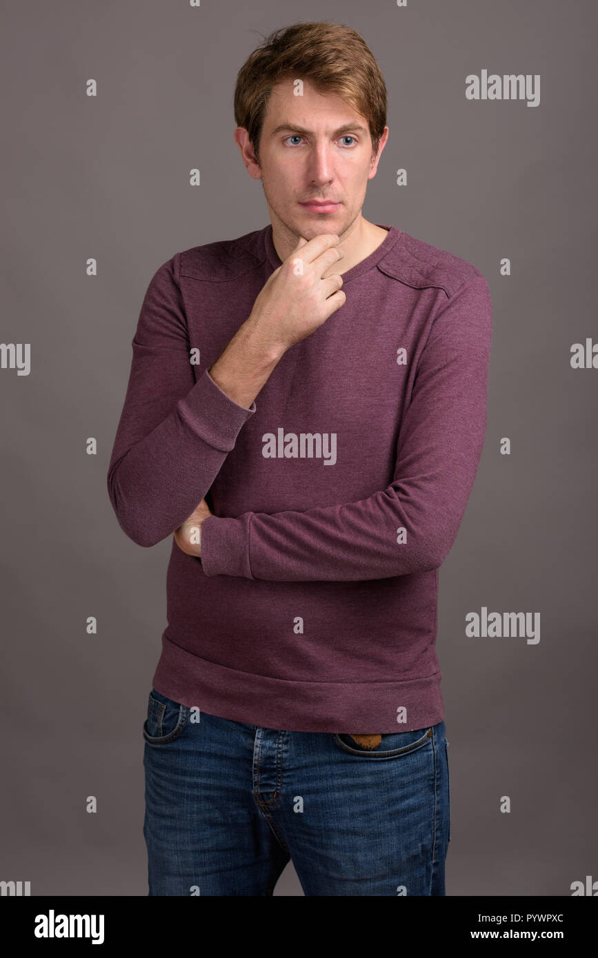 Portrait serious looking man hi-res stock photography and images - Alamy