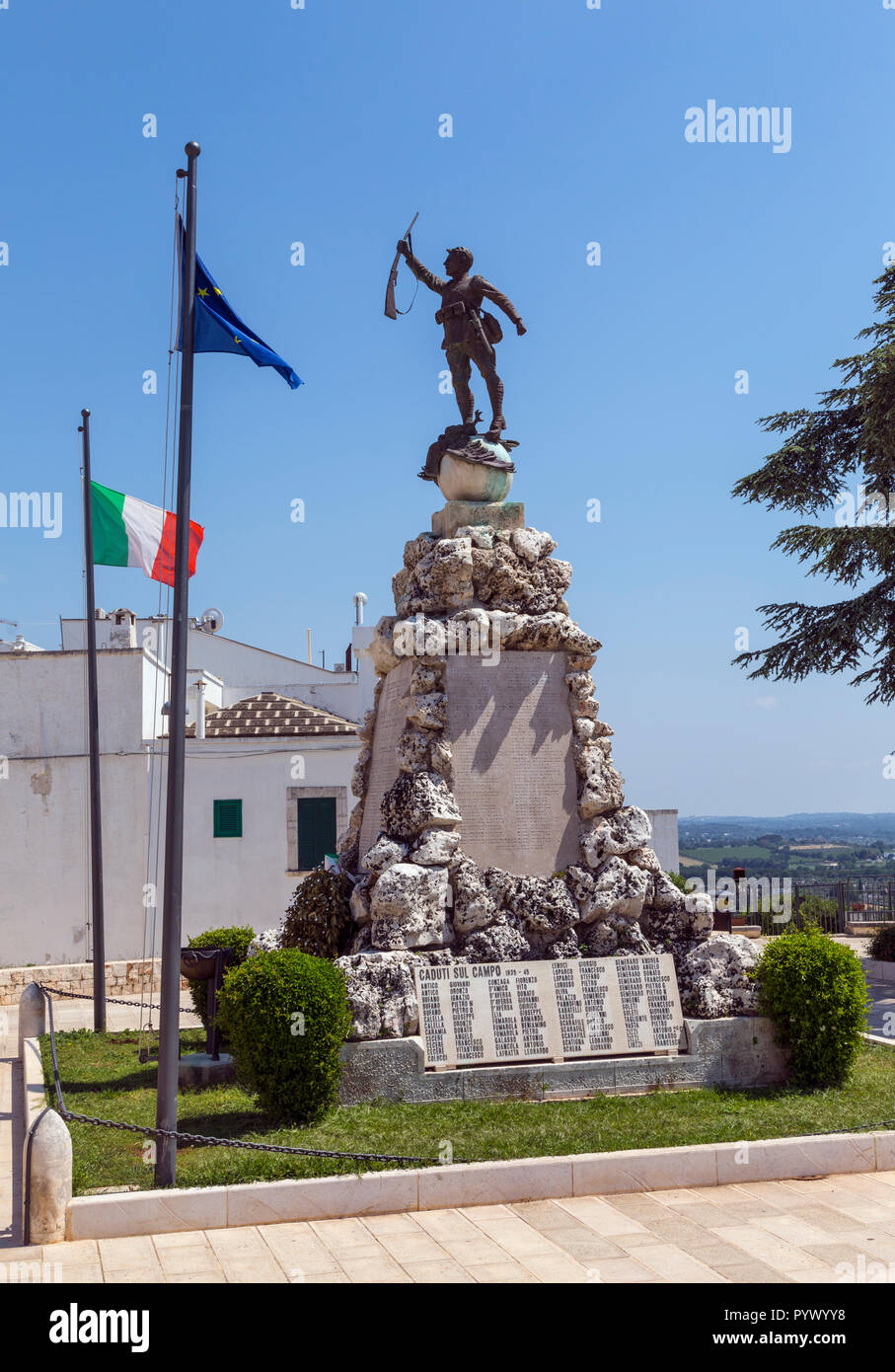 statue of mussolini - Picture of Brindisi, Province of Brindisi -  Tripadvisor