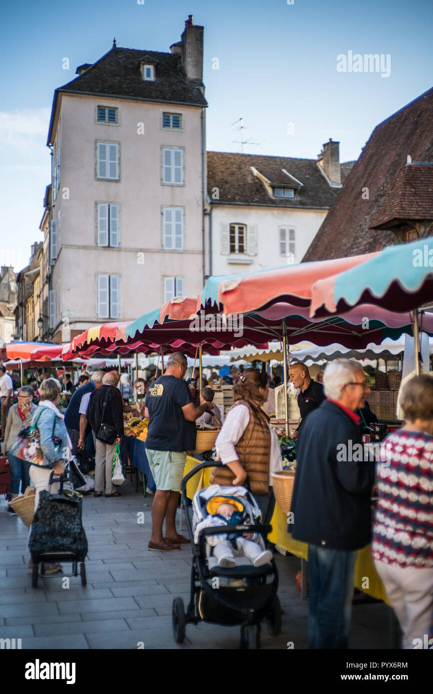 Street market in the Beaune, Burgundy, France, Europe Stock Photo - Alamy