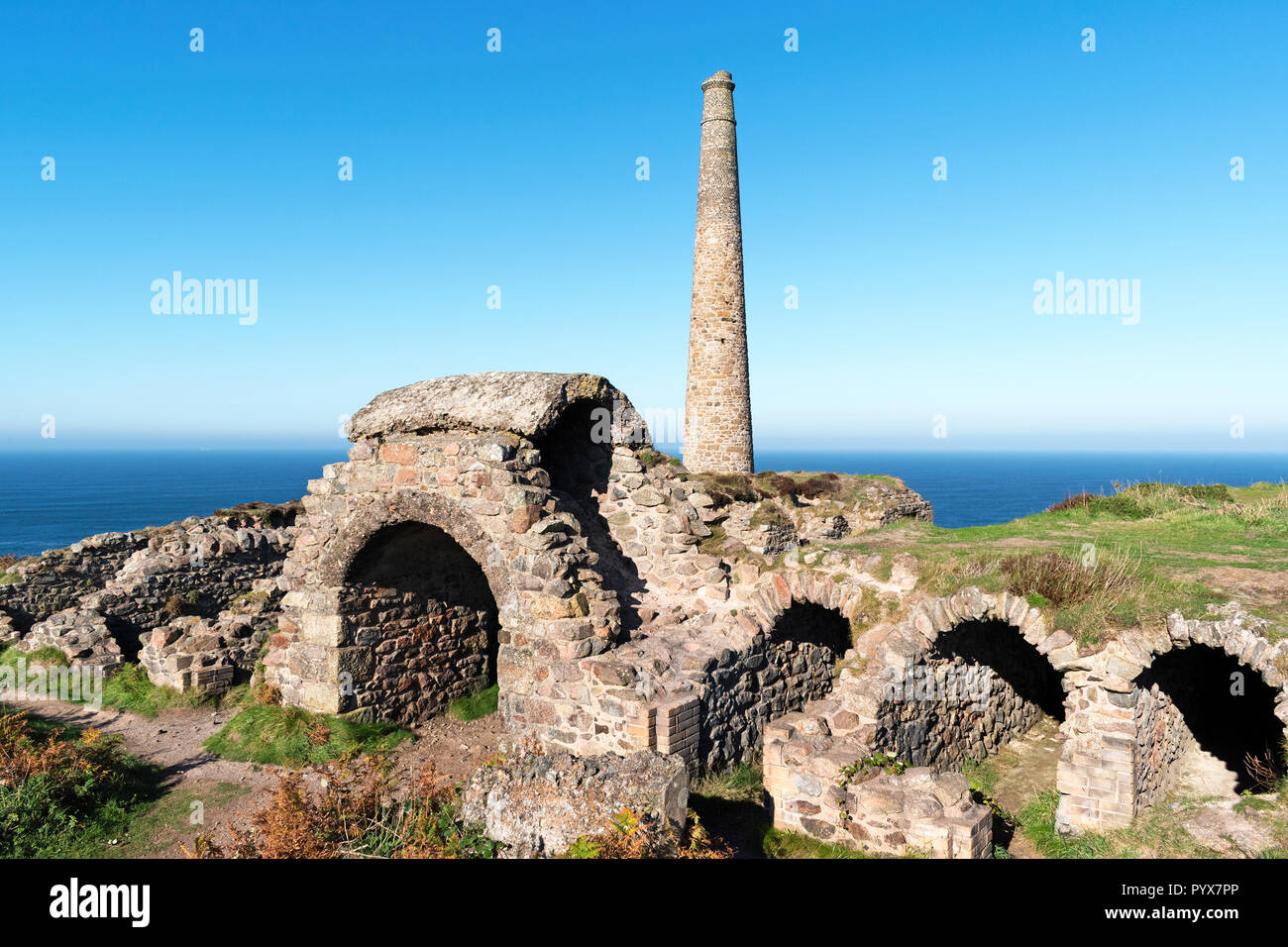 abandoned arsenic calciner labrynth works at the old botallack tin mine near pendeen in cornwall, england, britain, uk. Stock Photo