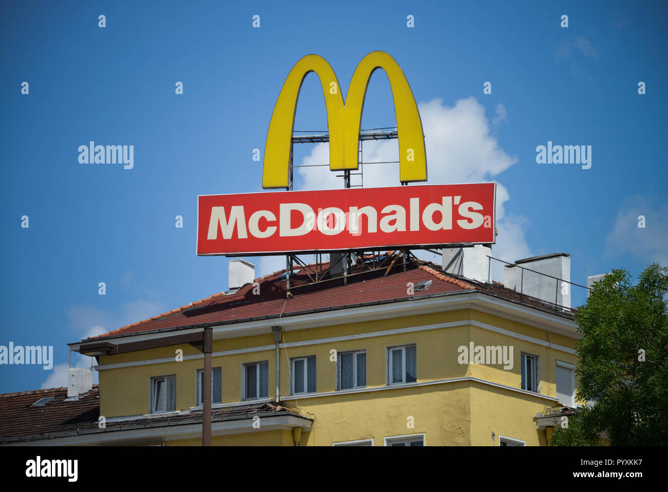 Mc Donalds Advertisement Bulevard Knyaginya Maria Luiza Sofia Bulgaria Mcdonalds Werbung Bulgarien Stock Photo Alamy