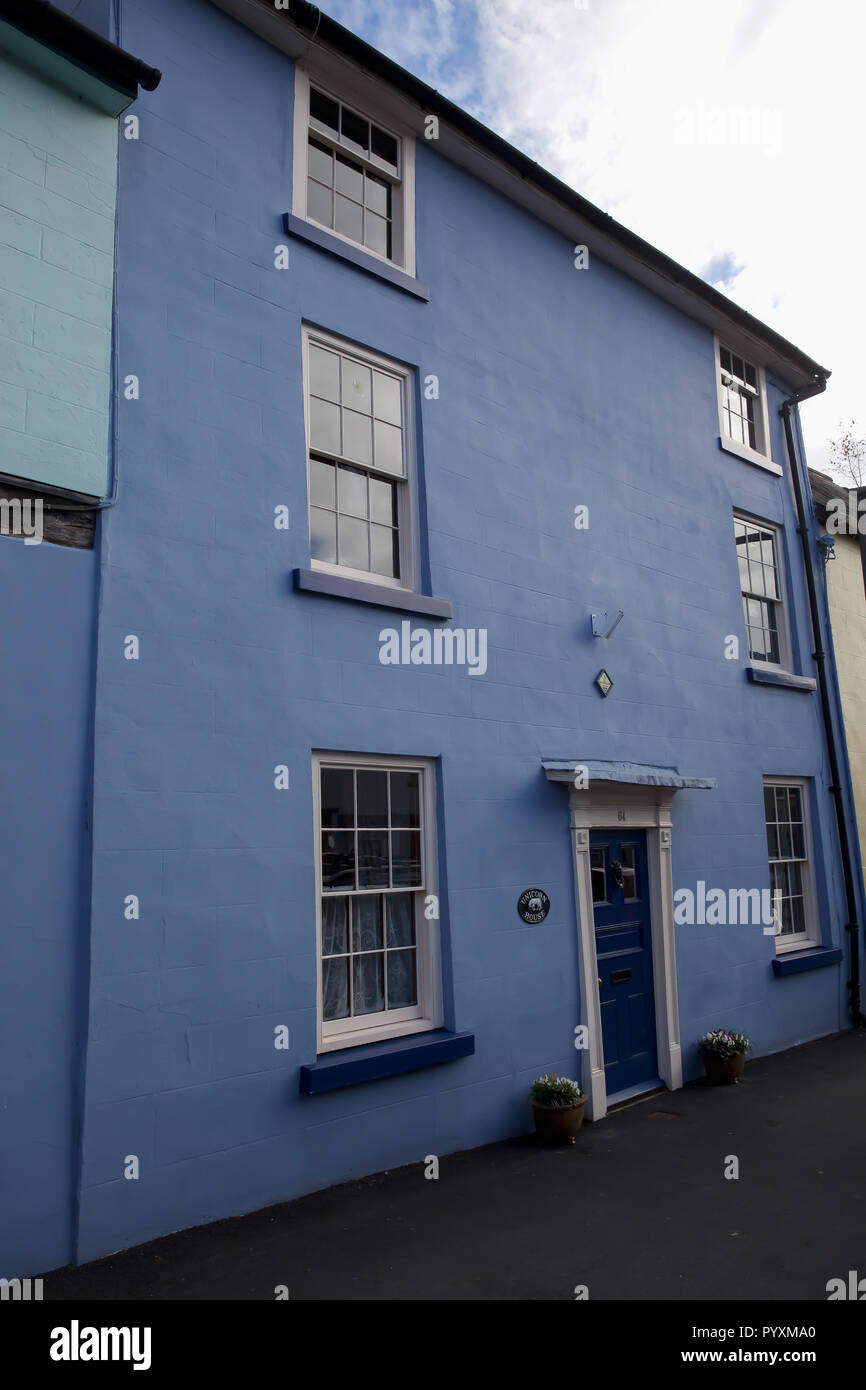 Blue house in Castle, UK Stock Photo Alamy