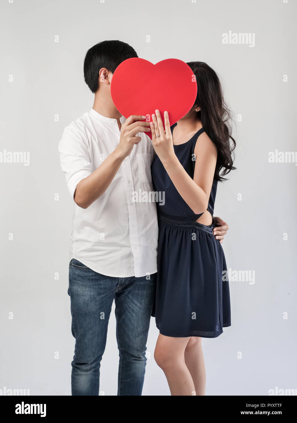 Asian heart symbol couple hi-res stock photography and images - Alamy