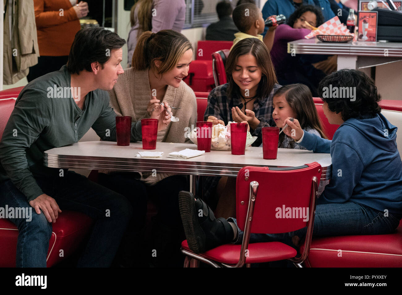 RELEASE DATE: November 16, 2018 TITLE: Instant Family STUDIO: Paramount Pictures DIRECTOR: Sean Anders PLOT: A couple find themselves in over their heads when they adopt three children. STARRING: ISABELA MONER, GUSTAVO QUIROZ, JULIANNA GAMIZ, MARK WAHLBERG as Pete and ROSE BYRNE as Ellie. (Credit Image: © Paramount Pictures/Entertainment Pictures) Stock Photo