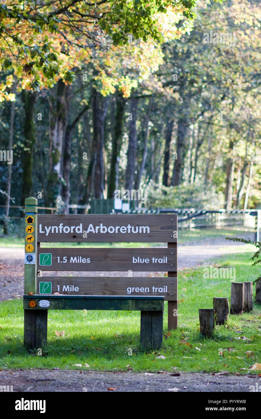 Arboretum entrance hires stock photography and images Alamy