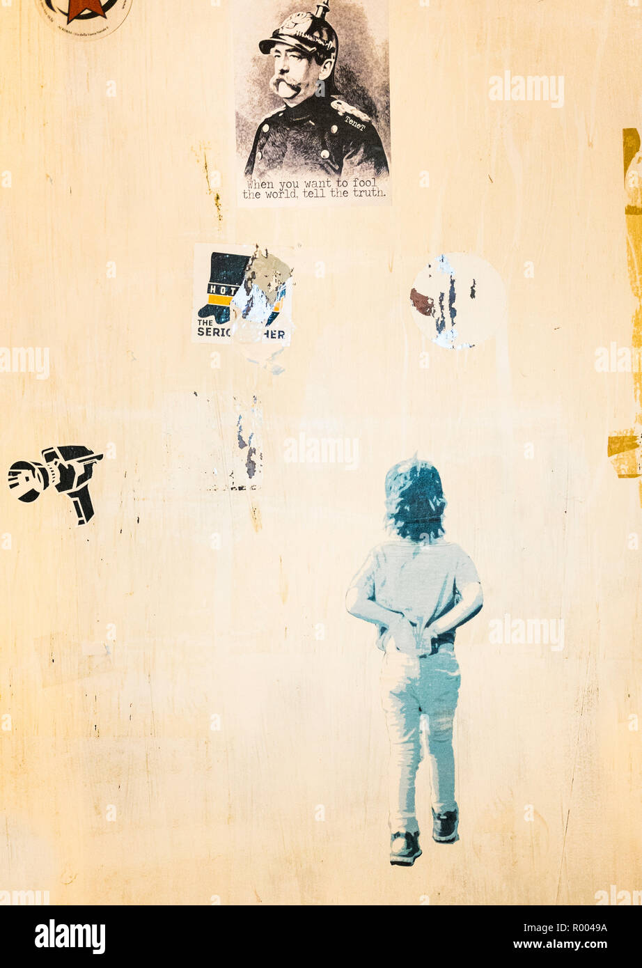 World Stencil High Resolution Stock Photography and Images - Alamy