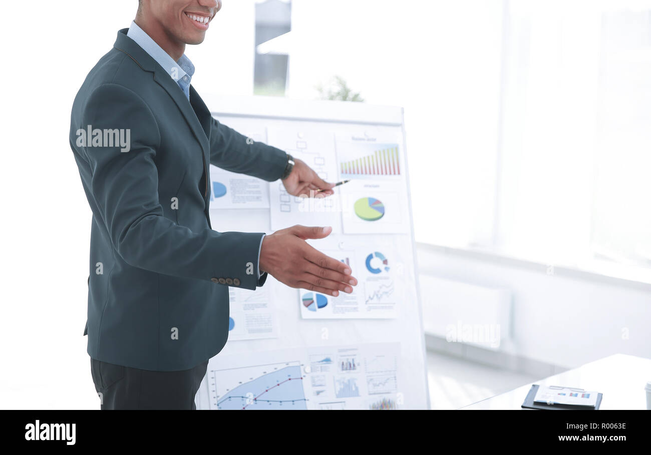 Presentation man suit flip chart hi-res stock photography and images ...