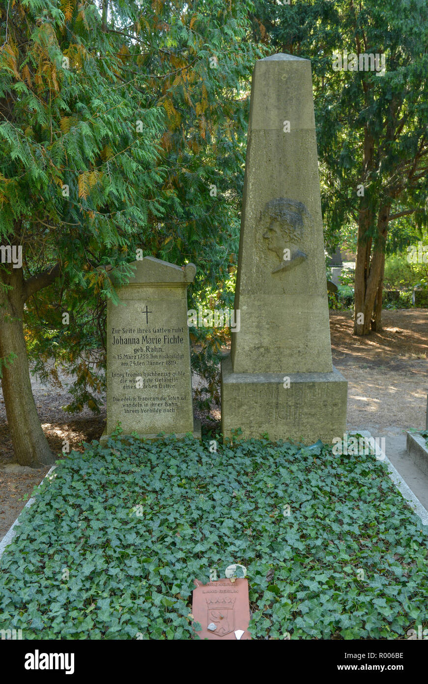 Grave, Johann Gottlieb Fichte, Dorotheenstaedtischer cemetery, Chausseestrasse, middle, Berlin, Germany, Grab, Dorotheenstaedtischer Friedhof, Mitte,  Stock Photo