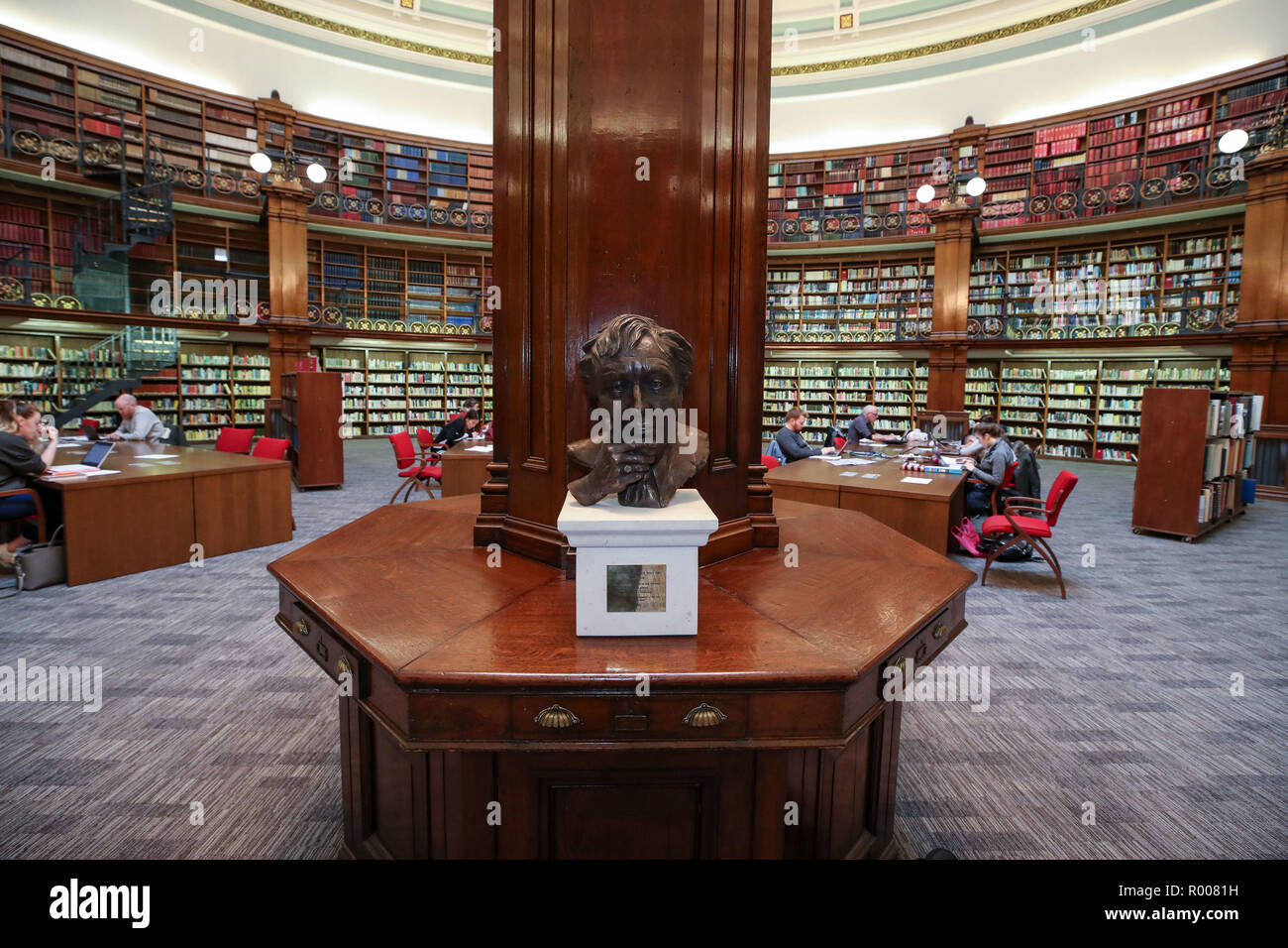 A bust of the late Sir Ken Dodd is unveiled at the comedian&Otilde;s favourite spot, the Picton Reading Room, Liverpool Central Library. Stock Photo