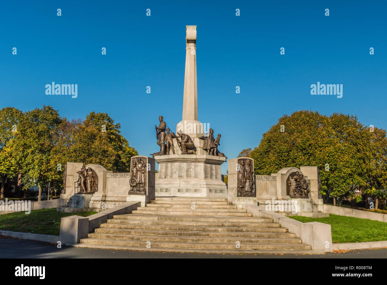 War Memorial, Port Sunlight, Wirral, Merseyside Stock Photo