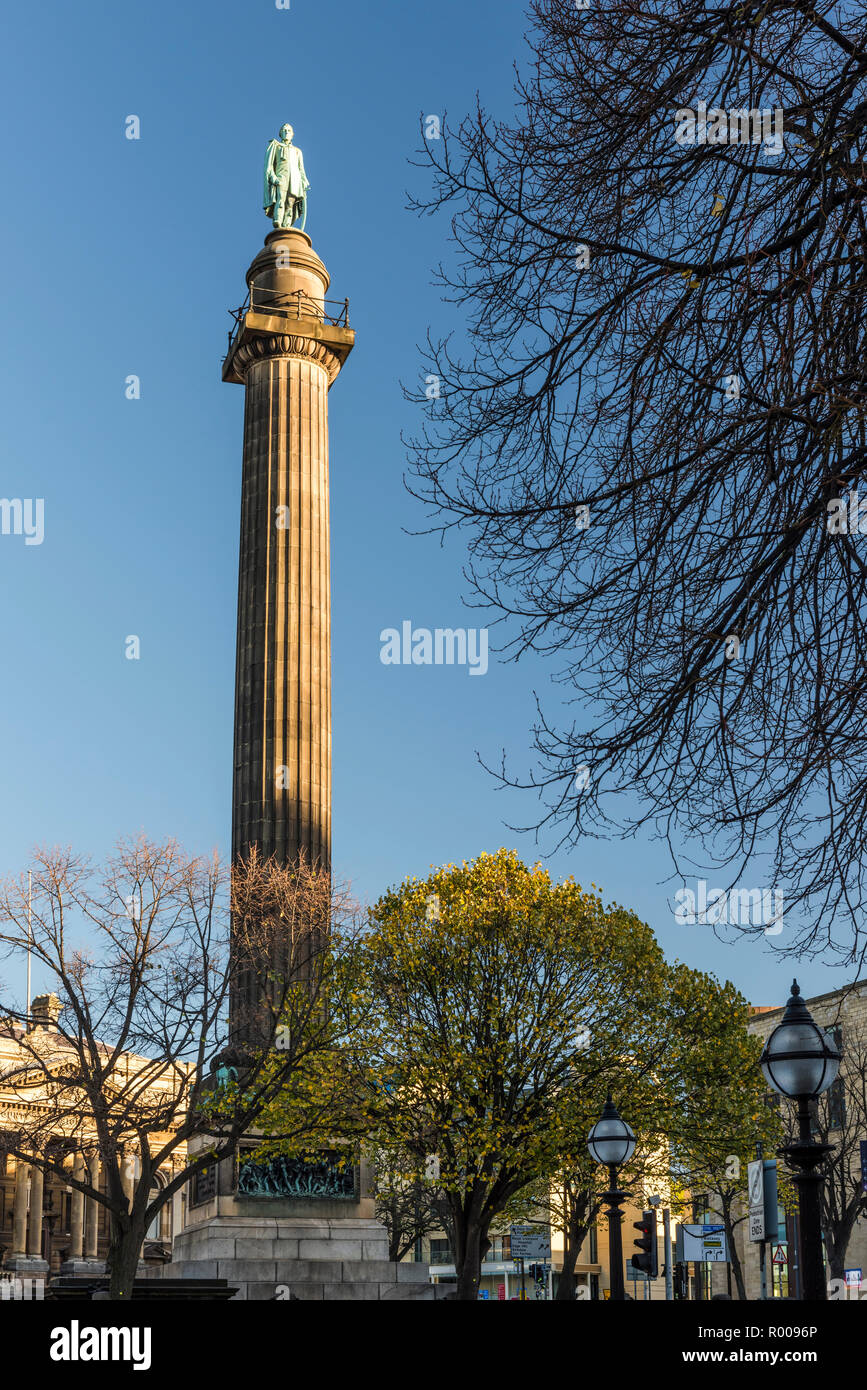 Wellington's Column (Waterloo Memorial), St George;s Hall, Liverpool, Merseyside Stock Photo