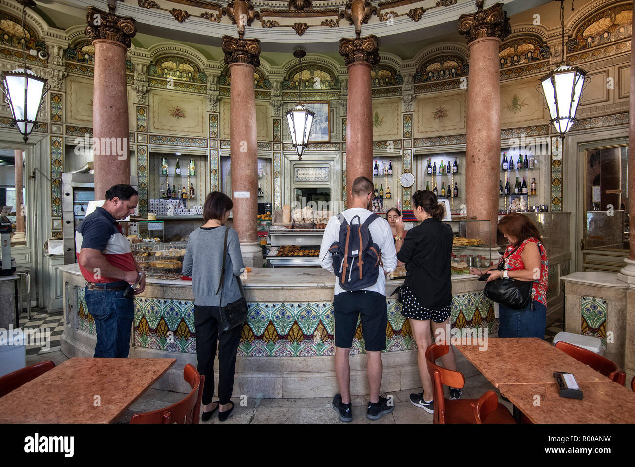 Cafe and bakery Padaria de Sao Roque, Rua Dom Pedro V in the Rato