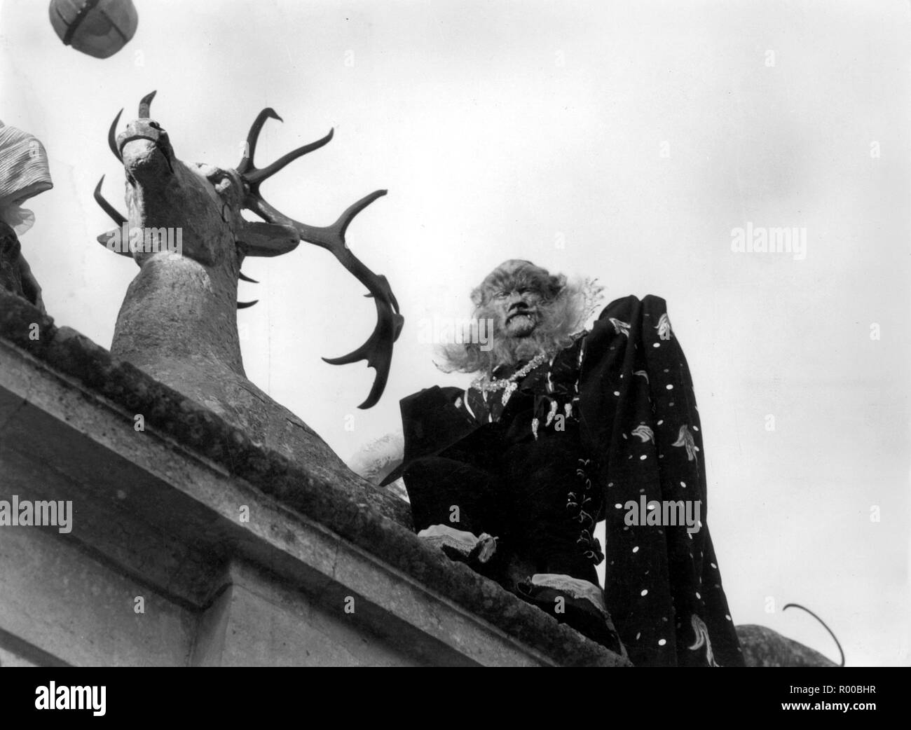 La Belle et la bete Beauty and the beast Year: 1946 France Director: Jean Cocteau Jean Marais Stock Photo
