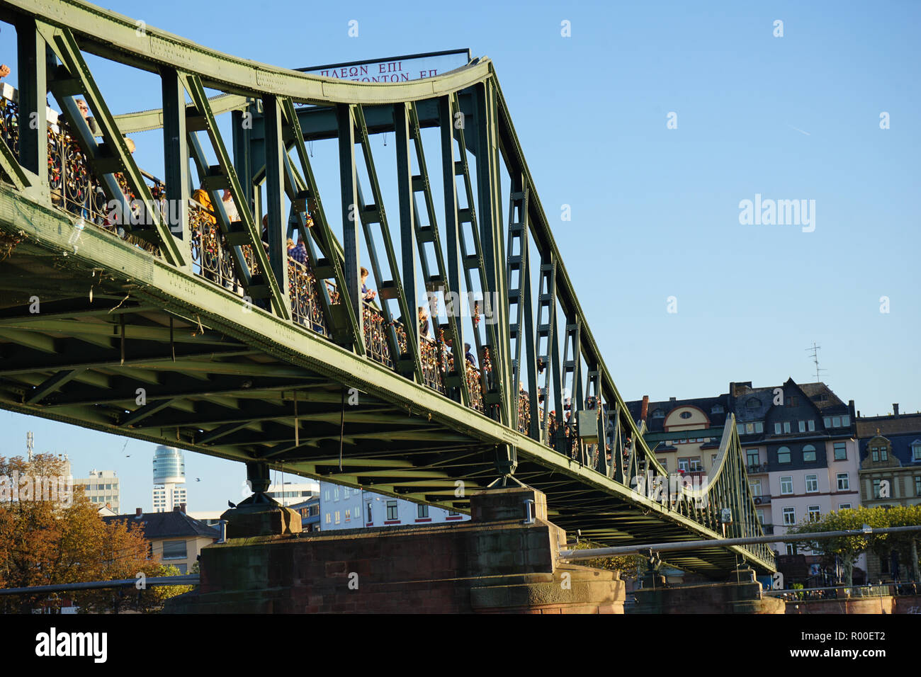 Eiserner Steg, Brücke über den Main, Altstadt, Frankfurt am Main, Deutschland Stock Photo