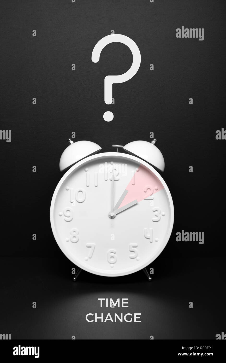 Daylight saving time clock hires stock photography and images Alamy
