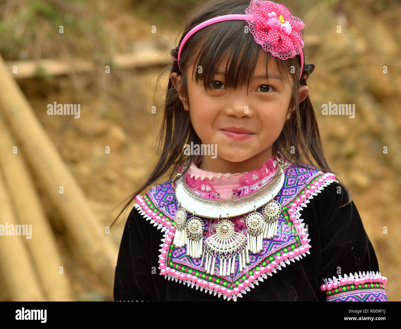 Black hmong hill tribe hi-res stock photography and images - Alamy