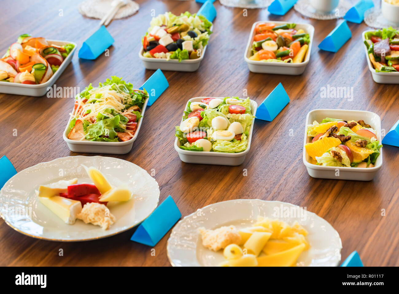 variety to the presentation of food The food guide pyramid variety balance moderation ppt video.