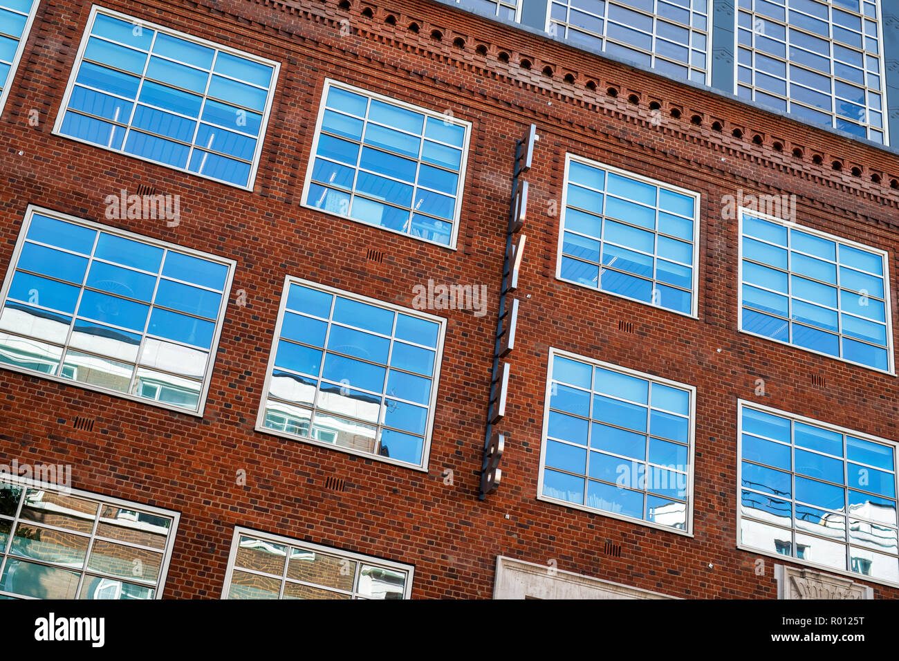 Blue Glass Bricks Stock Photos & Blue Glass Bricks Stock ...
