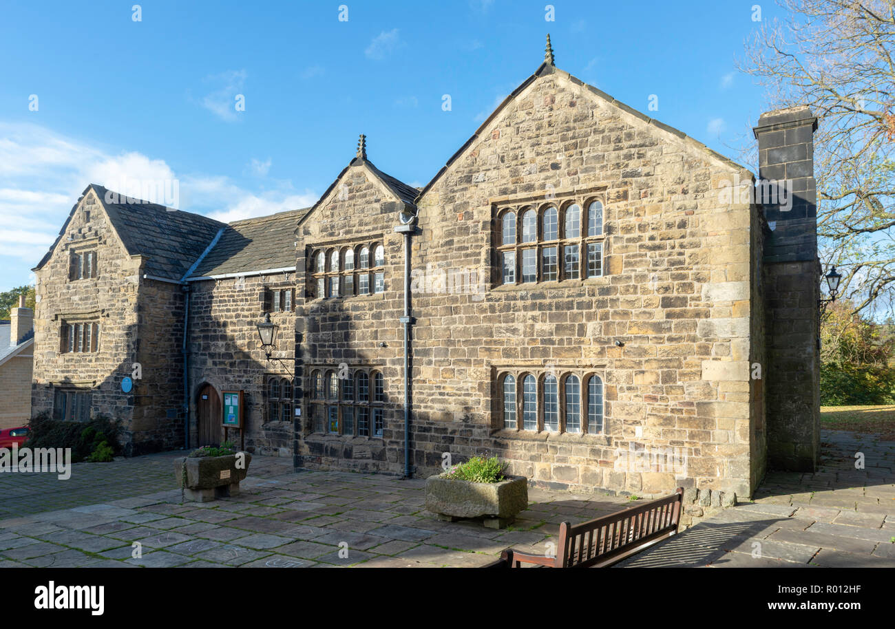 Illkey Manor House A Rare Surviving Stone Built Medieval Manor House Now The Museum And Art Gallery For This Busy Yorkshire Town Stock Photo Alamy