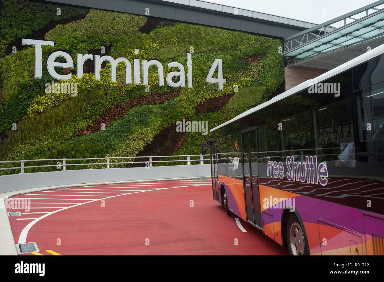 Changi airport terminal 3 hi-res stock photography and images - Alamy