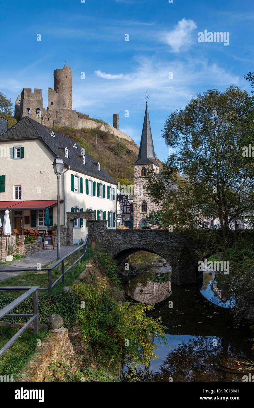 GERMAV, MONREAL. The small town, dominated by castle Loewenburg is one of the most scenic in the Eifel mountains. Stock Photo