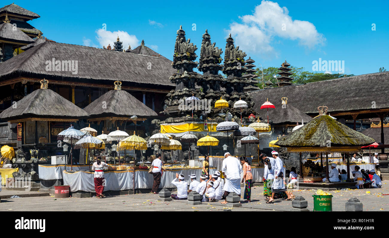 Believers praying in temple, mother temple, Besakih temple, Pura Penetaran Agung Besakih, Bali Hinduism, Banjar Besakih, Bali Stock Photo
