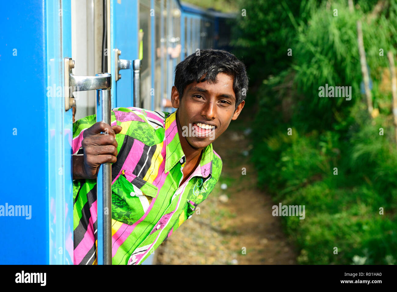 Young man hangs himself from moving train, Sri Lanka Stock Photo