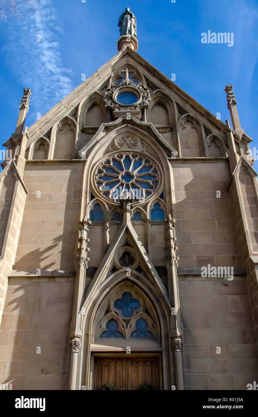 Loretto Chapel in Santa Fe Home of the Miraculous Spiral Staircase Stock Photo Alamy